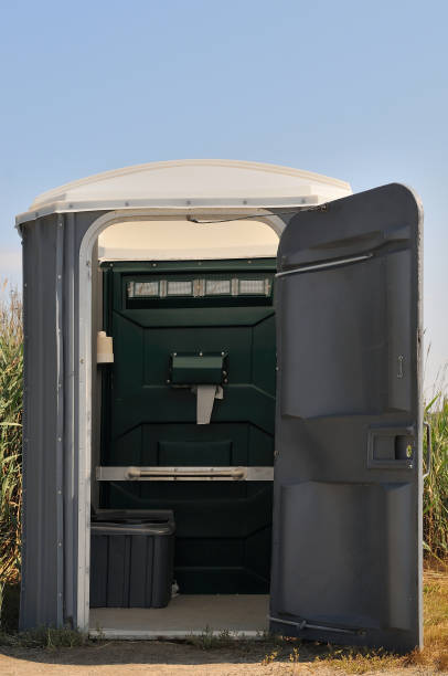 Best Luxury portable toilet rental  in Malverne, NY